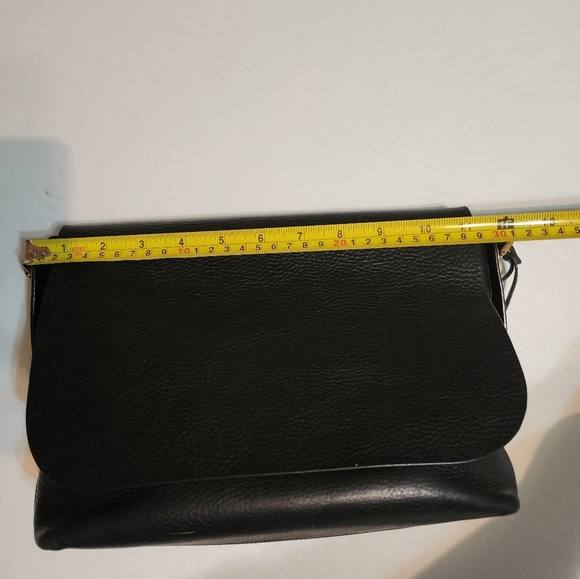 Fossil Black PEBBLED Leather FLAP Shoulder Bag, EUC - Picture 14 of 17